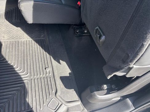 Used 2019 RAM 1500 Laramie image 13