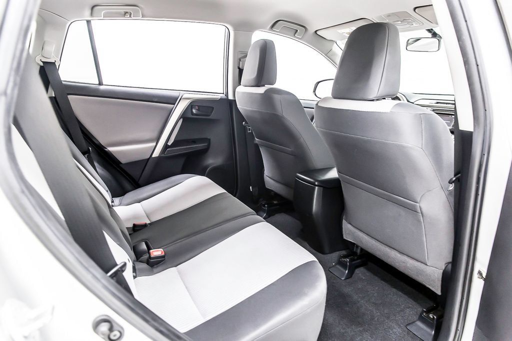 Used 2014 Toyota RAV4 LE FWD image 35
