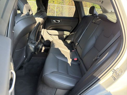 Certified 2025 Volvo XC60 B5 Plus w/ Climate Package image 32