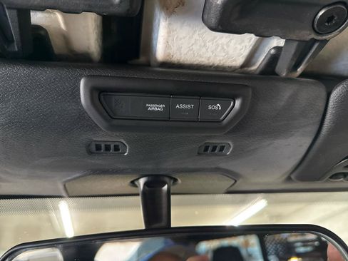 Used 2022 Jeep Gladiator Sport AWD/4WD image 28