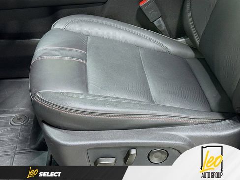 Used 2026 Chevrolet Suburban RST w/ Comfort Package AWD/4WD image 20
