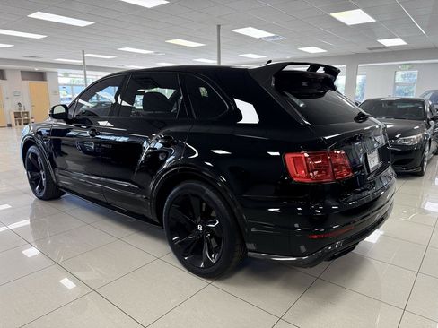 Used 2018 Bentley Bentayga Activity AWD/4WD image 2