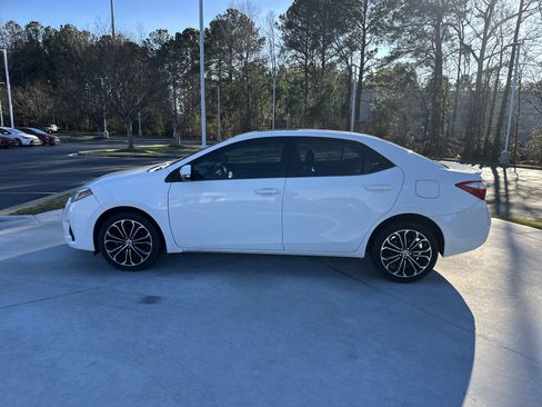 Used 2014 Toyota Corolla S image 7