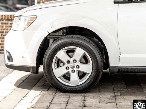 Used 2012 Dodge Journey SXT w/ Sound Group image 8