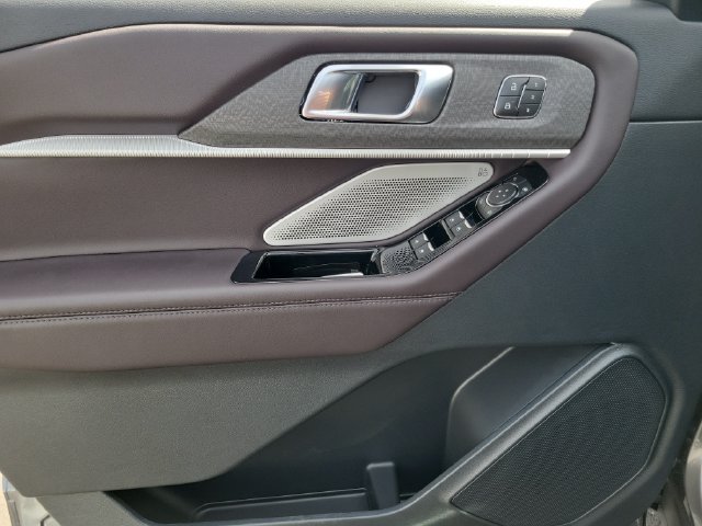 New 2026 Ford Explorer Platinum RWD image 20