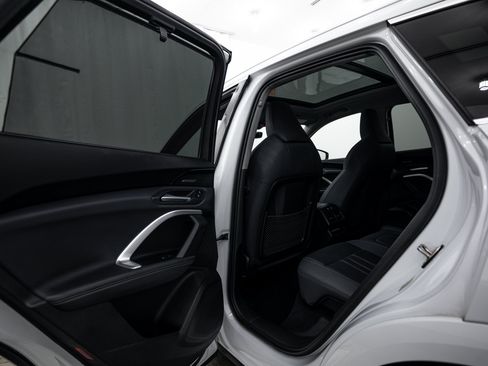 Used 2025 Audi Q5 Premium Plus AWD/4WD image 17