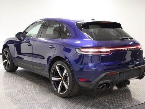 Certified 2026 Porsche Macan image 3