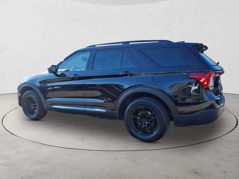 Used 2025 Ford Explorer Active image 8