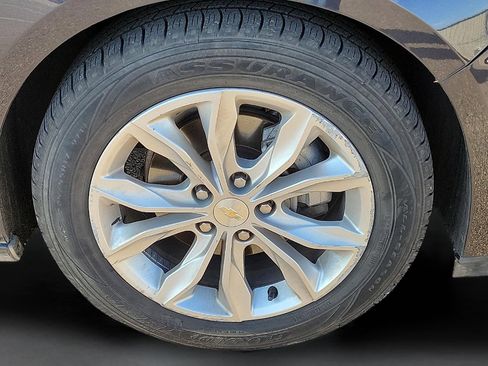 Used 2023 Chevrolet Malibu LT image 7