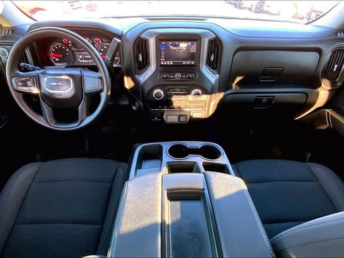 Used 2024 GMC Sierra 2500 Pro image 13