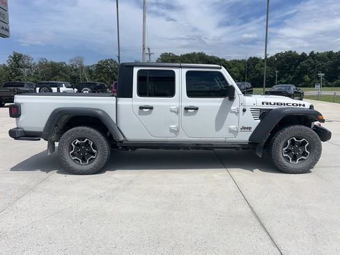 Used 2021 Jeep Gladiator Rubicon w/ Cold Weather Group AWD/4WD image 5