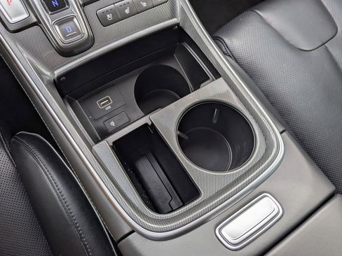 Used 2022 Hyundai Santa Fe Limited w/ Cargo Package image 23