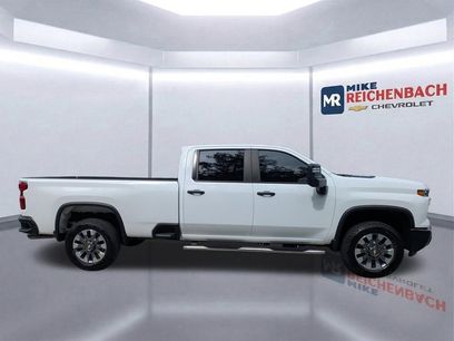 Used 2024 Chevrolet Silverado 2500 Custom w/ Custom Value Package