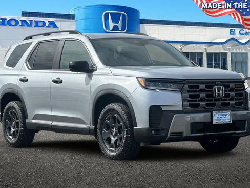 New 2026 Honda Pilot TrailSport image 1