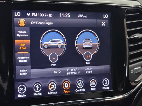 Used 2019 Jeep Grand Cherokee Altitude AWD/4WD image 42