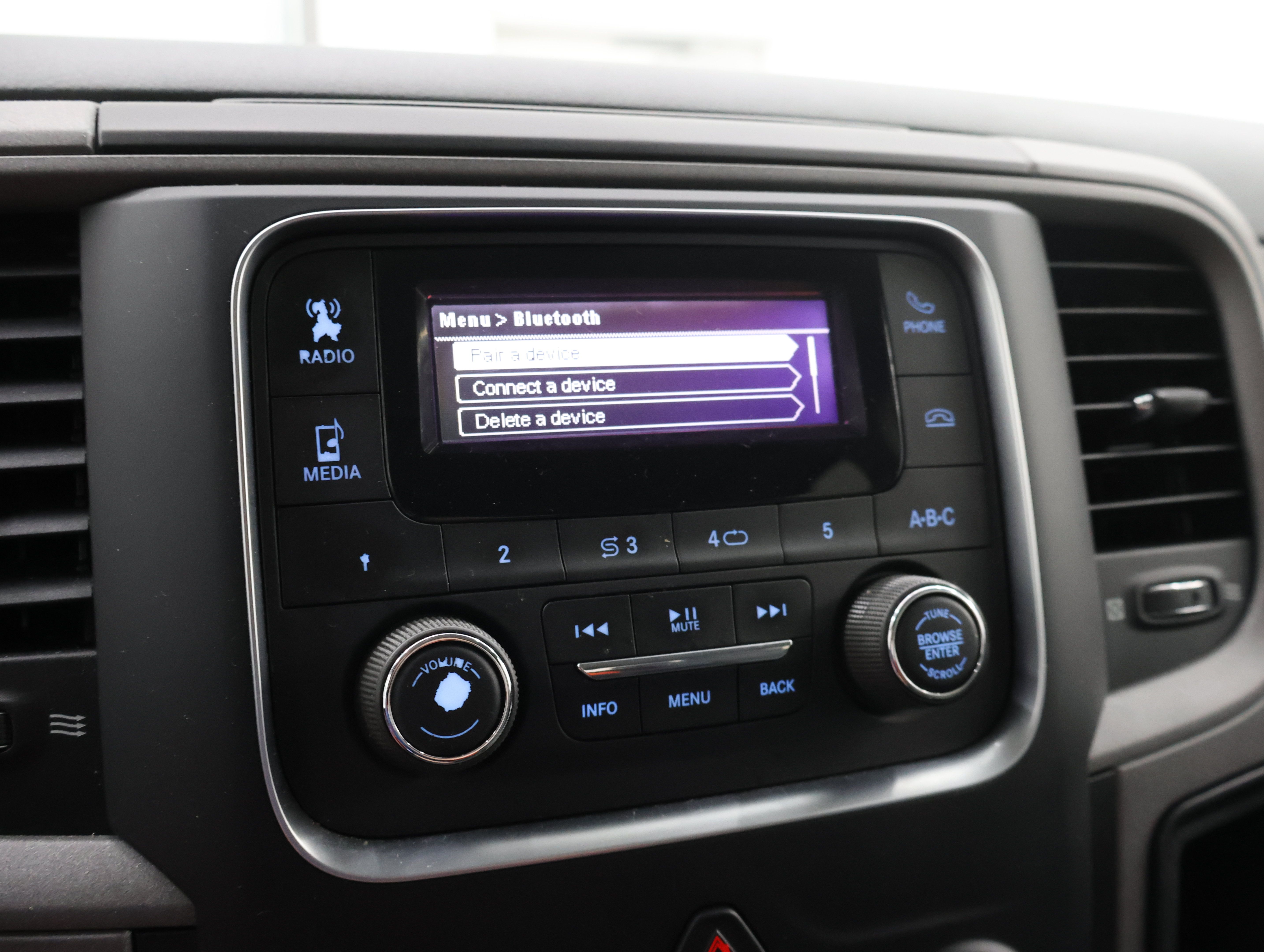 Used 2018 RAM 2500 Tradesman w/ Chrome Appearance Group AWD/4WD image 47