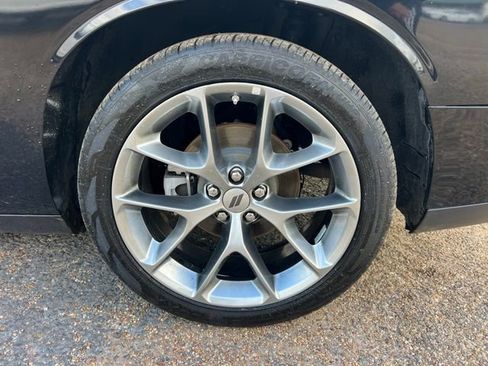 Used 2022 Dodge Challenger GT image 10