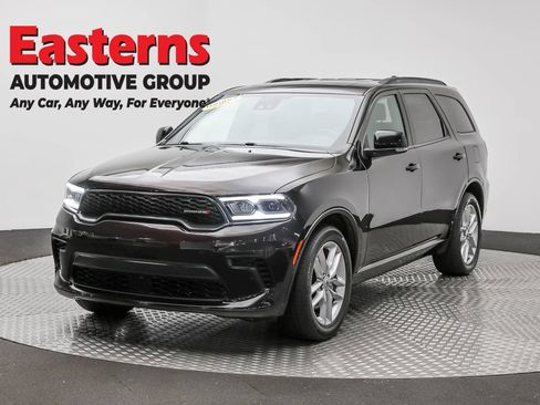 Used 2024 Dodge Durango GT RWD image 1