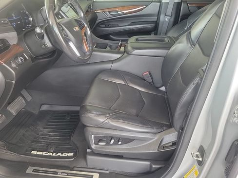 Certified 2020 Cadillac Escalade Luxury RWD image 13