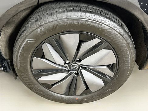 Used 2023 Nissan Ariya FWD image 11