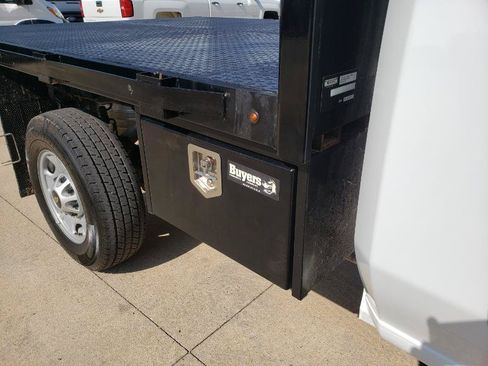 Used 2021 Chevrolet Silverado 2500 W/T w/ WT Convenience Package AWD/4WD image 22