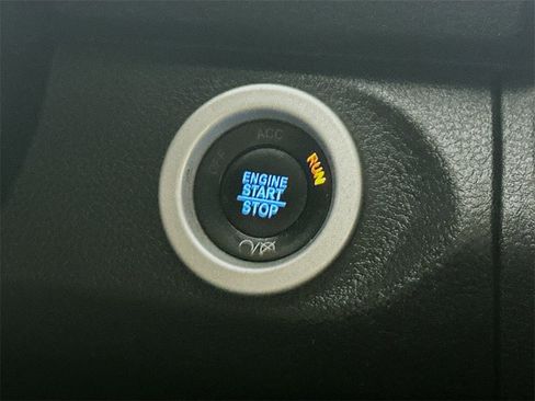 Used 2018 RAM 3500 Laramie image 27