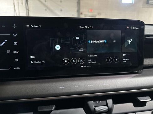 New 2026 Kia EV9 Wind image 12