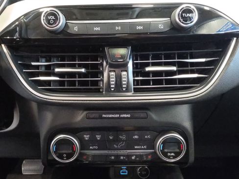 Used 2021 Ford Escape SEL AWD/4WD image 29