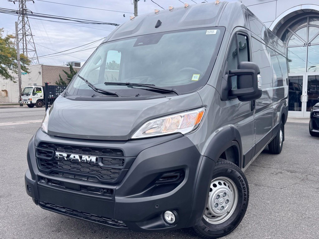 Used 2026 RAM ProMaster 3500 w/ Safety Group FWD image 3