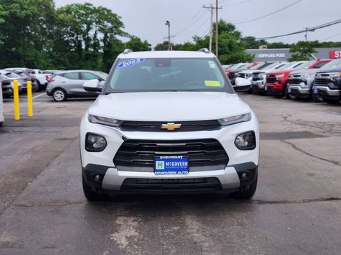 Used 2022 Chevrolet TrailBlazer LT w/ Convenience Package AWD/4WD image 8