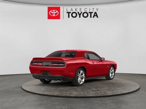 Used 2023 Dodge Challenger R/T RWD image 2