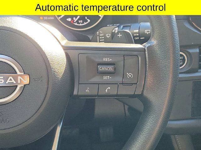 Used 2024 Nissan Pathfinder S AWD/4WD image 12