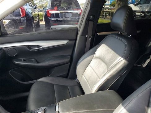 Used 2020 INFINITI QX50 Luxe w/ Navigation Package image 32