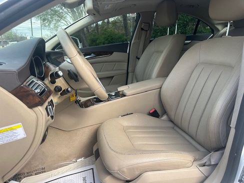 Used 2013 Mercedes-Benz CLS 550 4MATIC image 10