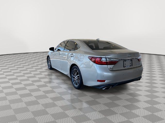 Used 2016 Lexus ES 350 w/ Luxury Package w/Wood Trim FWD image 8