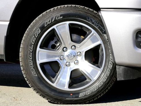 New 2026 RAM 1500 Express image 2