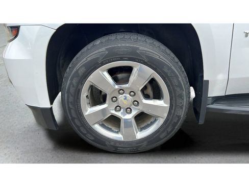 Used 2017 Chevrolet Tahoe LT w/ Luxury Package AWD/4WD image 36
