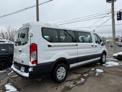 Used 2021 Ford Transit 350 XLT image 5