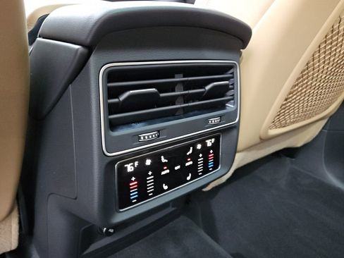 Used 2021 Audi Q7 3.0T Prestige w/ Prestige Package image 16