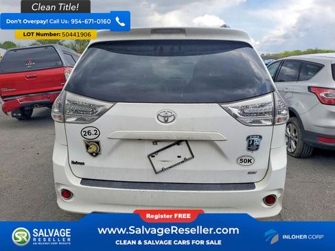Used 2011 Toyota Sienna SE w/ Preferred Pkg image 8
