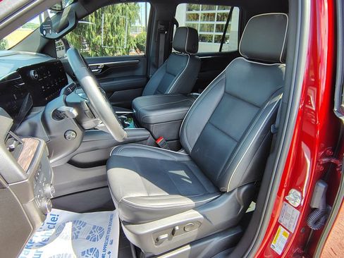 Certified 2025 Chevrolet Tahoe Premier AWD/4WD image 12