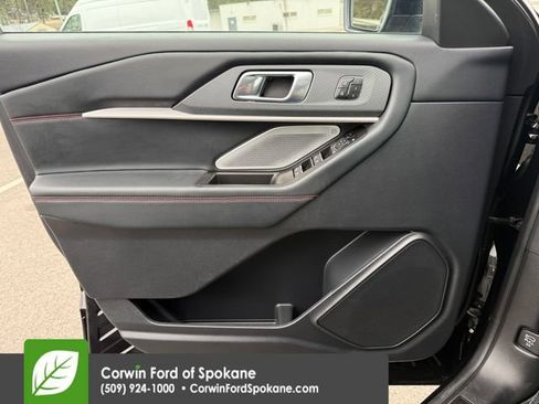 Certified 2025 Ford Explorer ST image 24