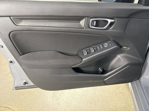 Used 2025 Honda Civic Sport image 18