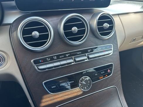 Used 2021 Mercedes-Benz C 300 Sedan image 19