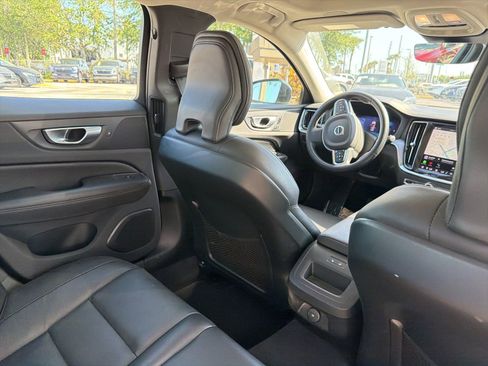 Used 2024 Volvo S60 B5 Core FWD image 14