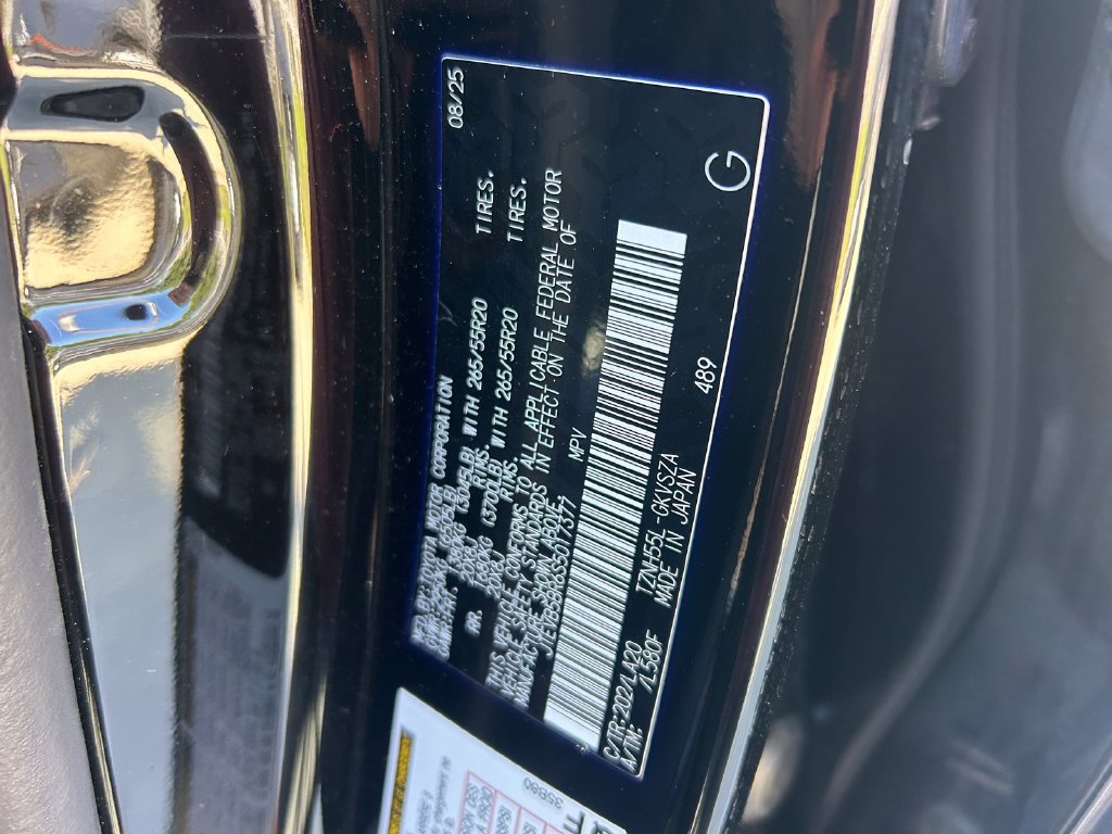 Certified 2025 Toyota 4Runner Limited AWD/4WD image 10