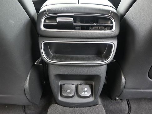 Used 2024 Genesis GV80 3.5T image 17