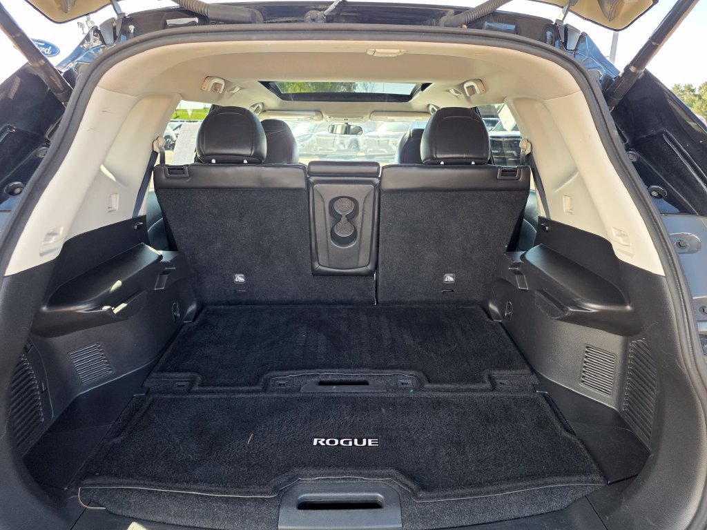 Used 2015 Nissan Rogue SL w/ SL Premium Package AWD/4WD image 9
