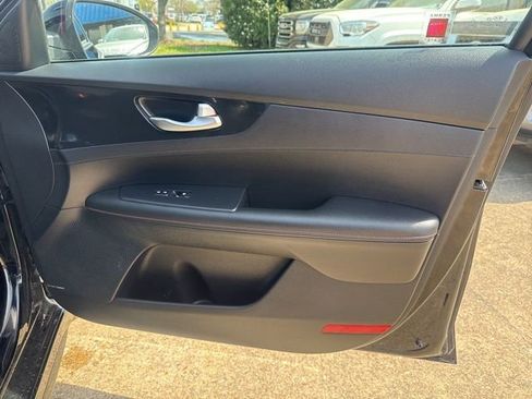 Used 2020 Kia Forte GT image 15