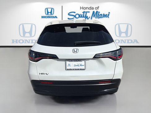 Certified 2024 Honda HR-V LX image 6